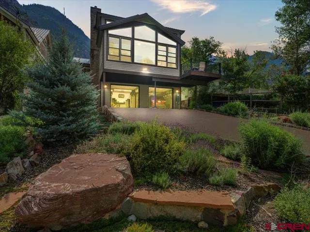 $1,495,000 | 812 4th Street, Ouray, CO 81427