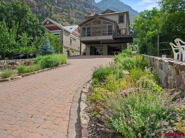 $1,495,000 | 812 4th Street, Ouray, CO 81427