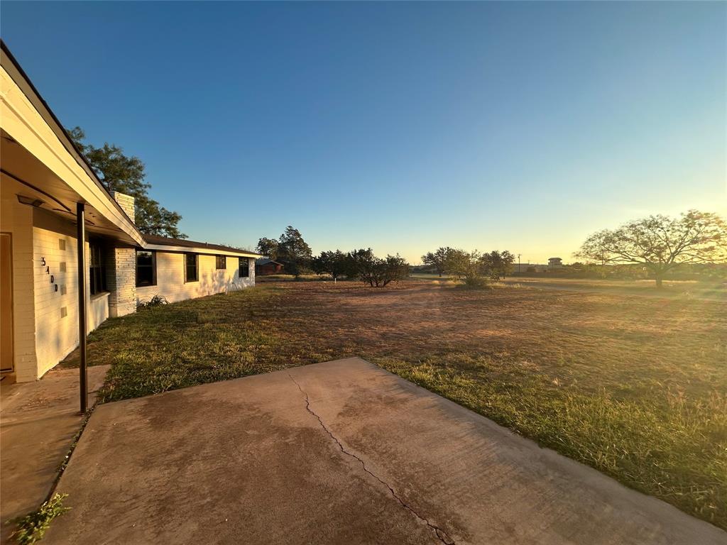 5400 Ridgeline Drive Abilene, TX 79606 - Photo 31 of 33 a view of a ocean with a big yard