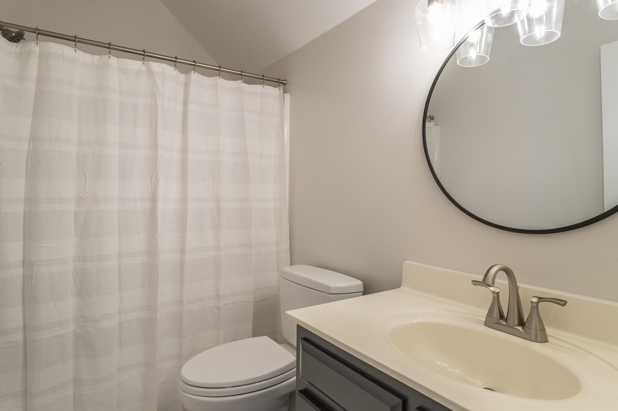 2308 Hideaway Court Raleigh, NC 27613 - Photo 19 of 43 Bathroom