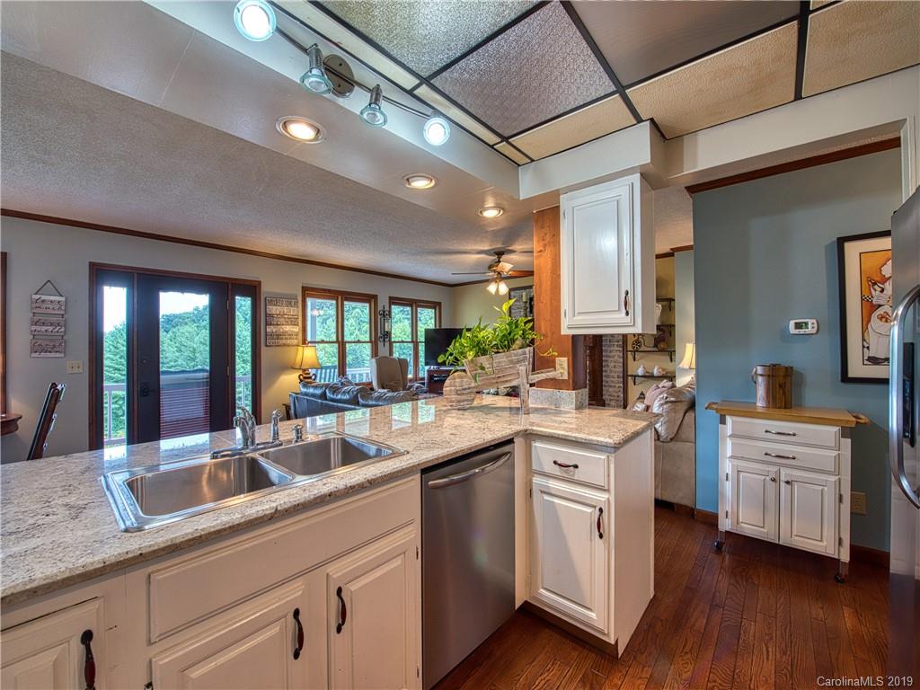 44 Kalmia Ridge Cullowhee, NC 28723 - Photo 15 of 41 Gallery Image 15