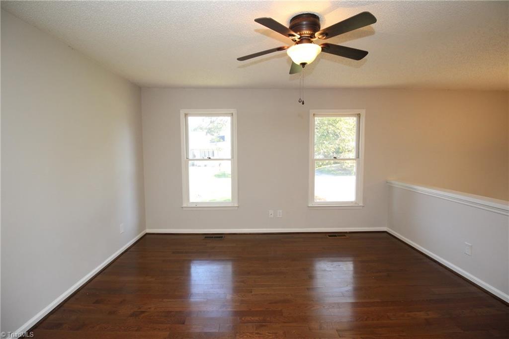 1129 Ridgecliff Drive Rural Hall, NC 27045 - Photo 2 of 17 Gallery Image 2