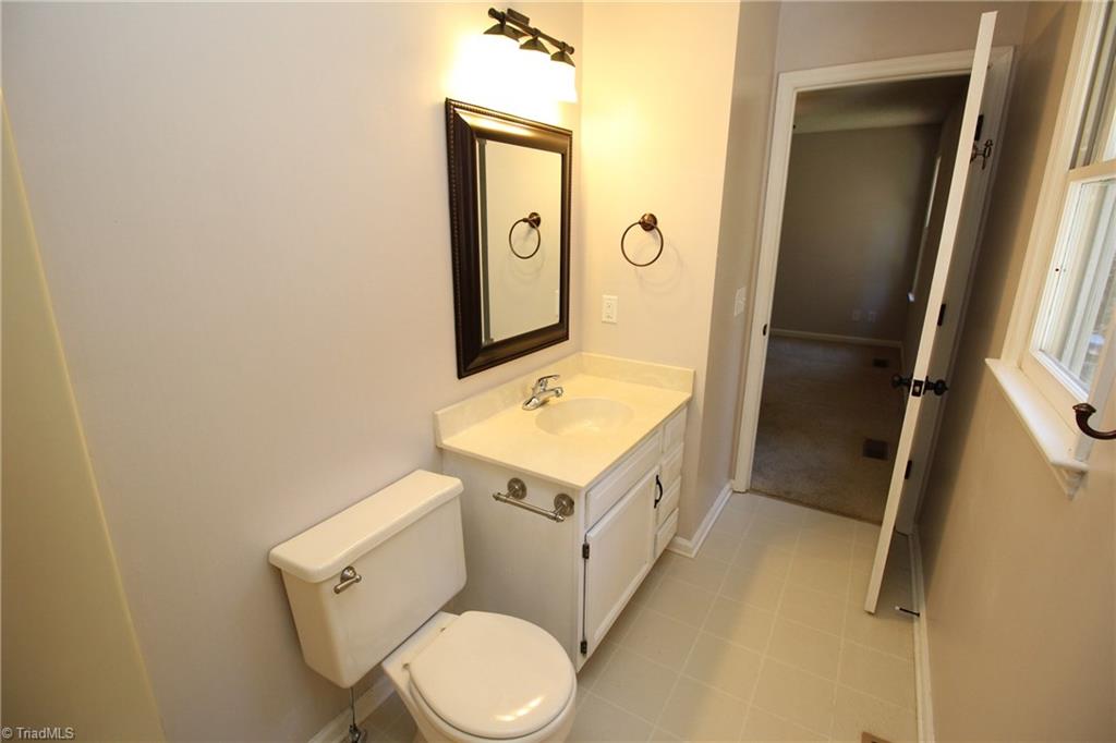 1129 Ridgecliff Drive Rural Hall, NC 27045 - Photo 11 of 17 Gallery Image 11