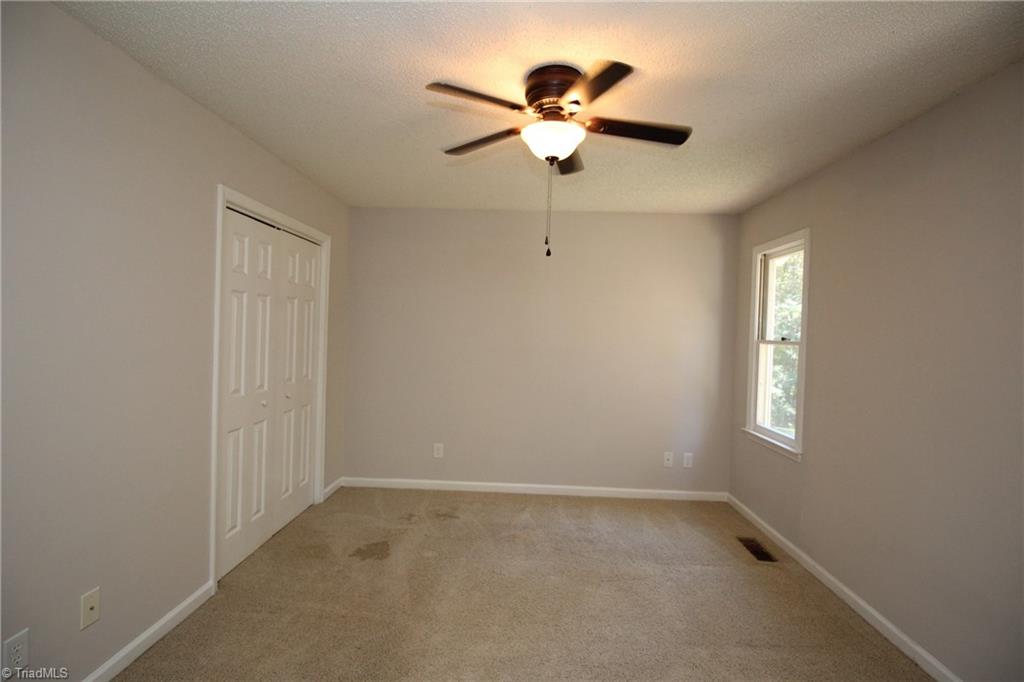 1129 Ridgecliff Drive Rural Hall, NC 27045 - Photo 8 of 17 Gallery Image 8