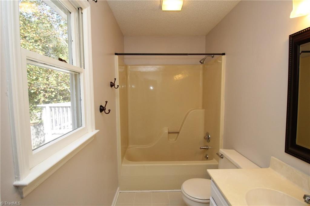 1129 Ridgecliff Drive Rural Hall, NC 27045 - Photo 10 of 17 Gallery Image 10
