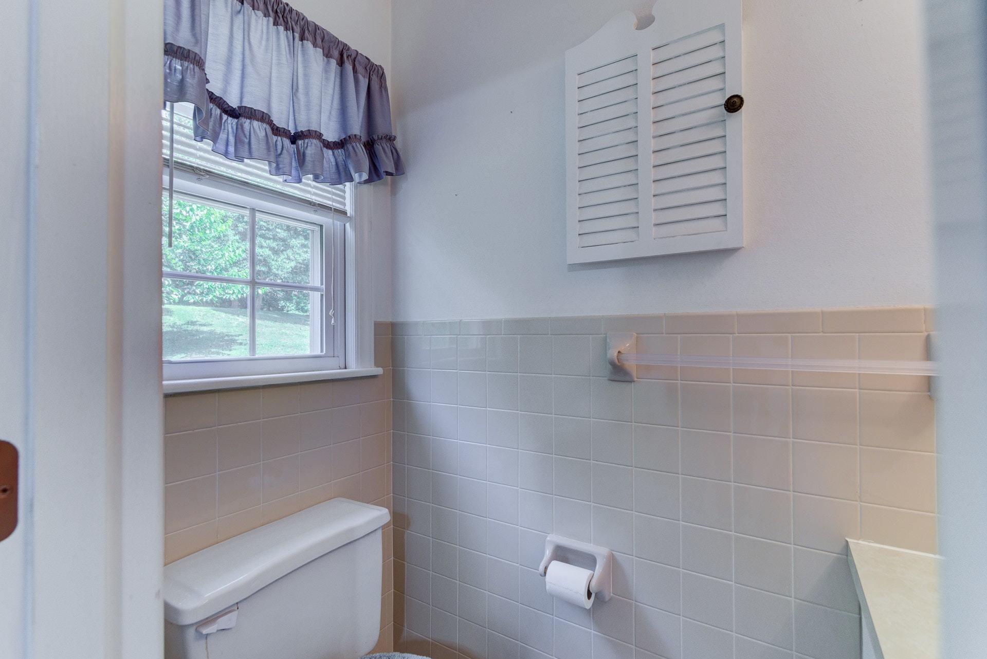 4922 Brookridge Road Roanoke, VA 24014 - Photo 22 of 48 023-315487-23-4922 Brookridge Rd-23_7821