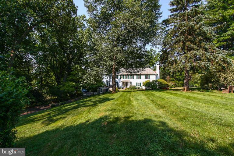 308 Golf Course Road Owings Mills, MD 21117 - Photo 1 of 30 Front lawn