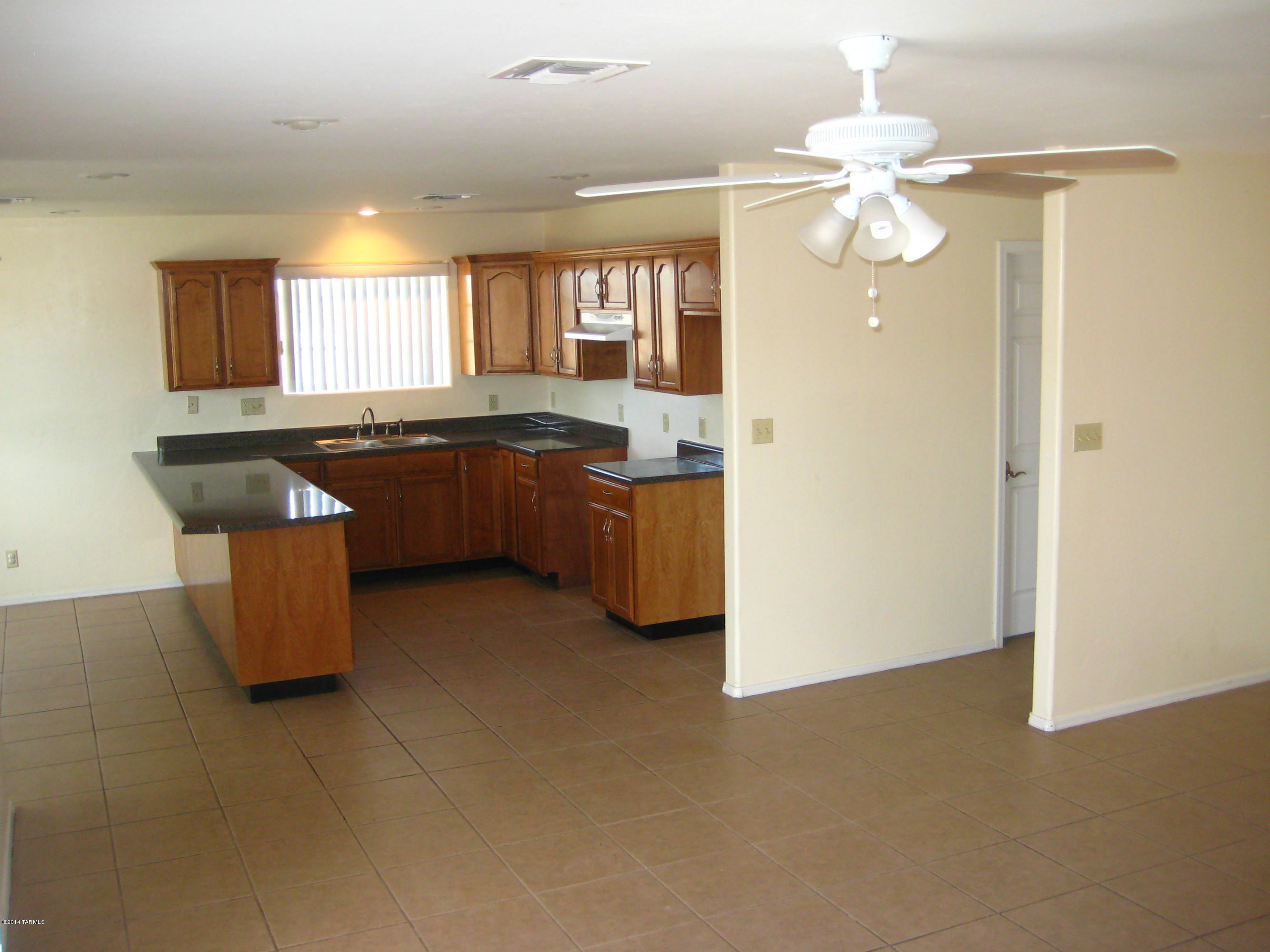 440 Via Encino Rio Rico, AZ 85648 - Photo 19 of 49