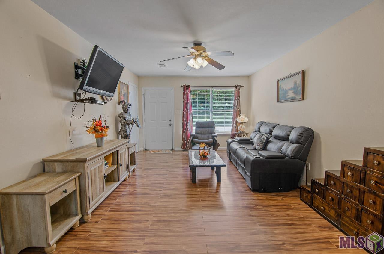 26151 Bobby Gill Road Denham Springs, LA 70726 - Photo 4 of 17 Gallery Image 4