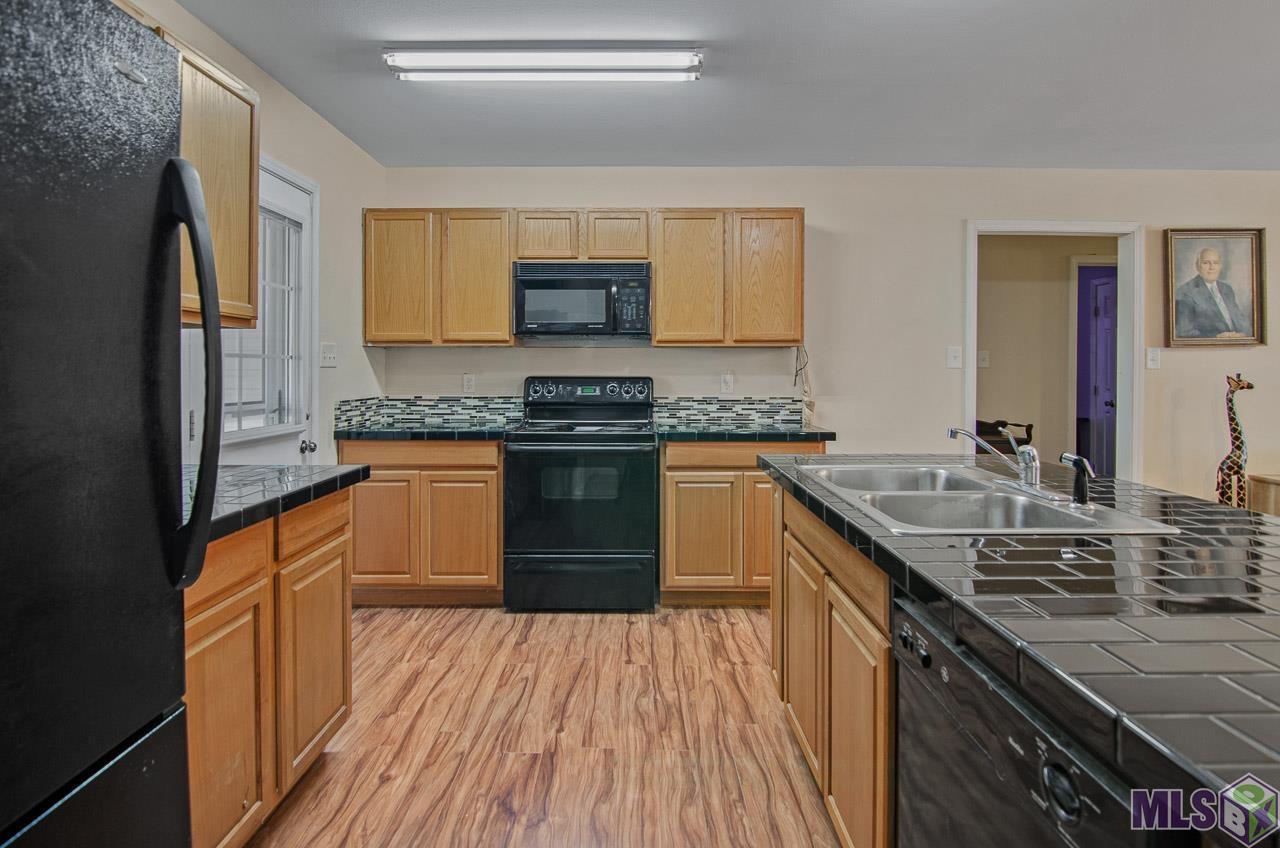 26151 Bobby Gill Road Denham Springs, LA 70726 - Photo 6 of 17 Gallery Image 6