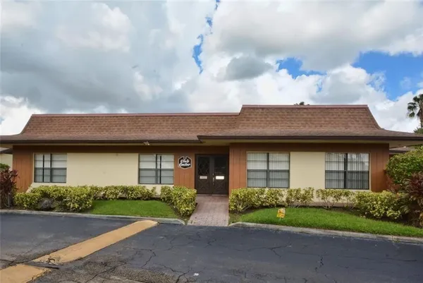 $365,000 | 725 Banks Road, Unit 725, Margate, FL 33063