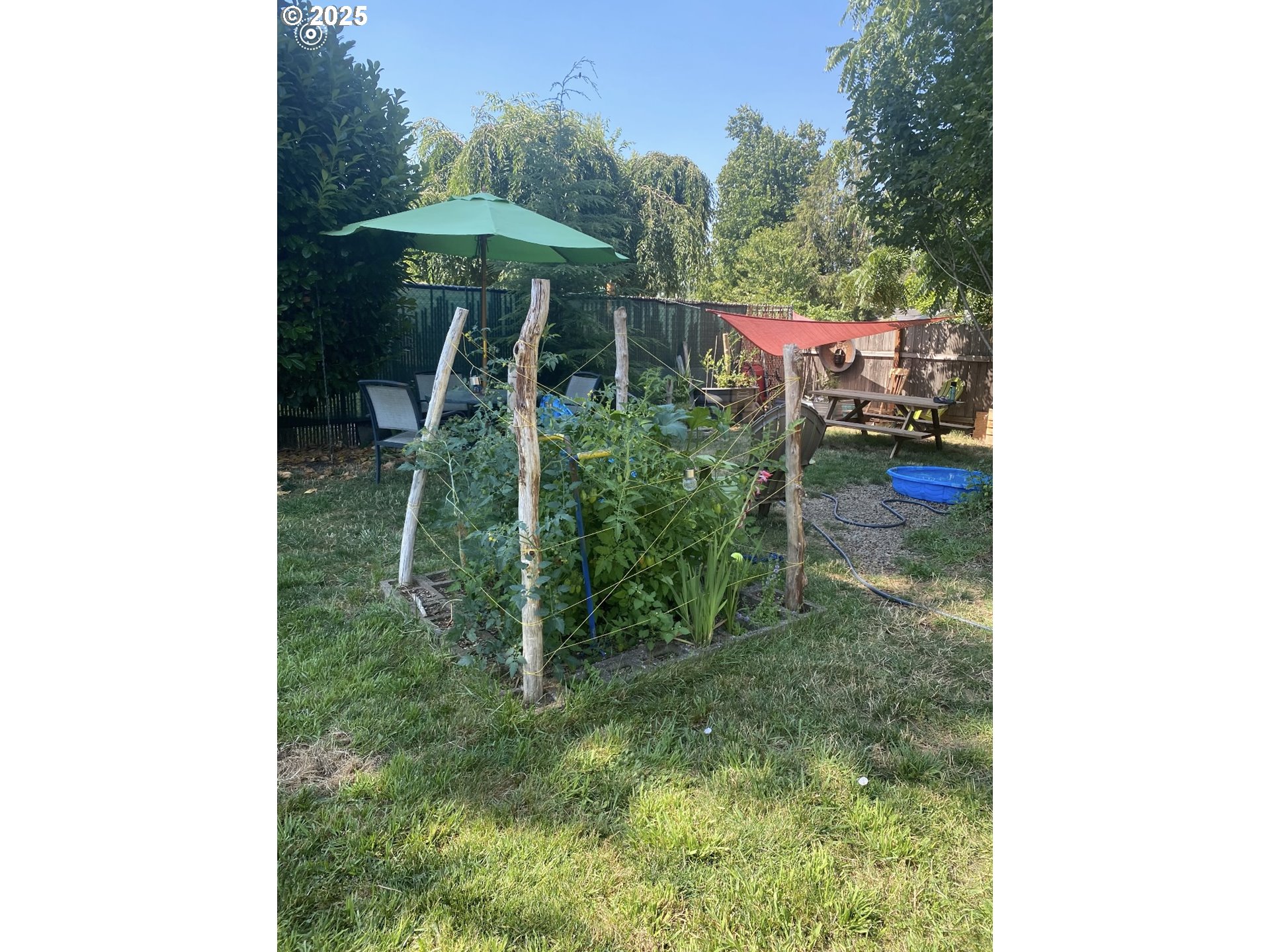 1425 East Madison Avenue Cottage Grove, OR 97424 - Photo 32 of 39 a view of an outdoor space and yard