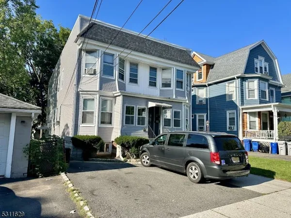 $2,400 | 4 Swaine Place, West Orange, NJ 07052