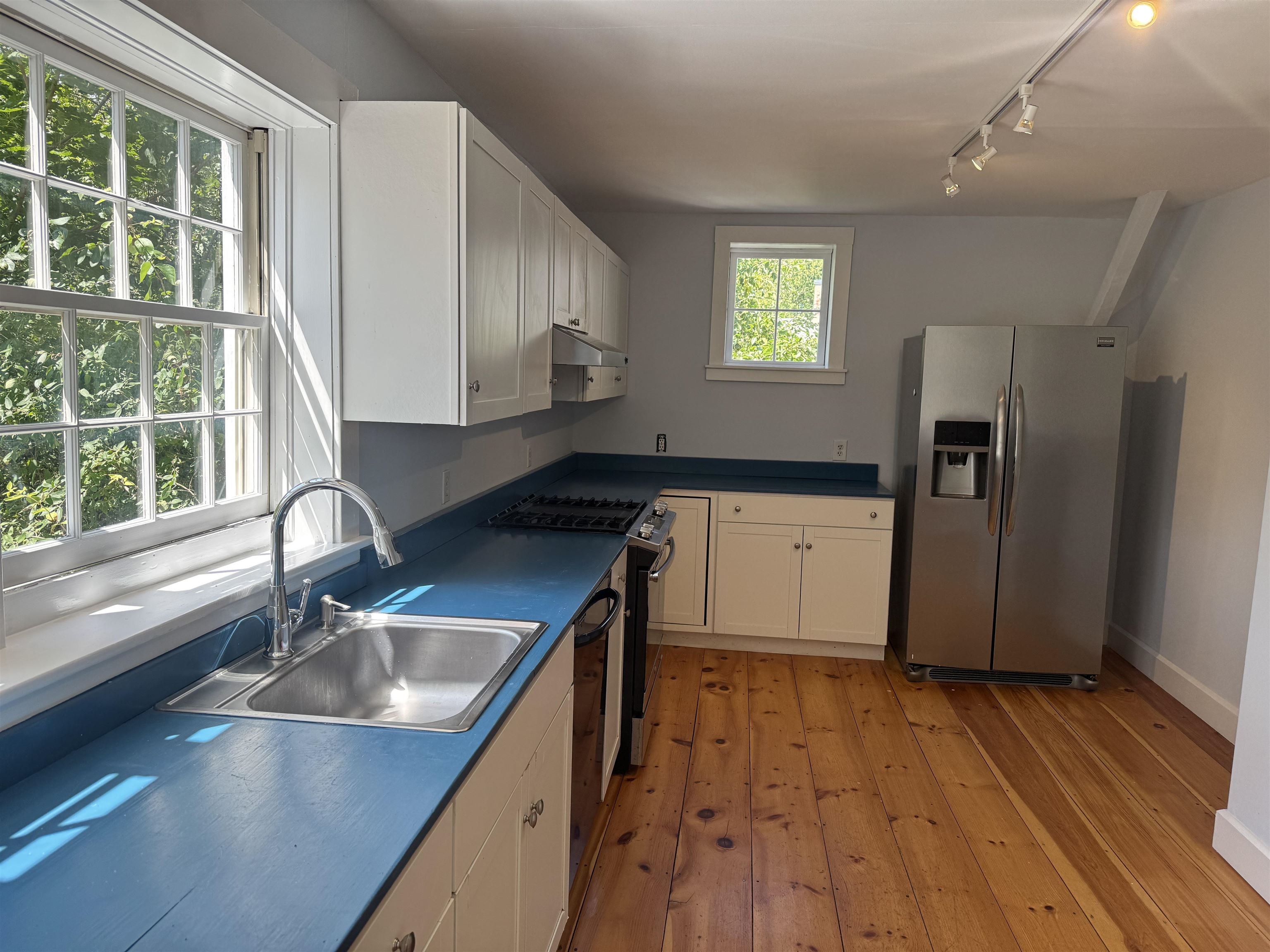 40 A Powersbridge Road, Unit A Peterborough, NH 03458 - Photo 3 of 8 Gallery Image 3