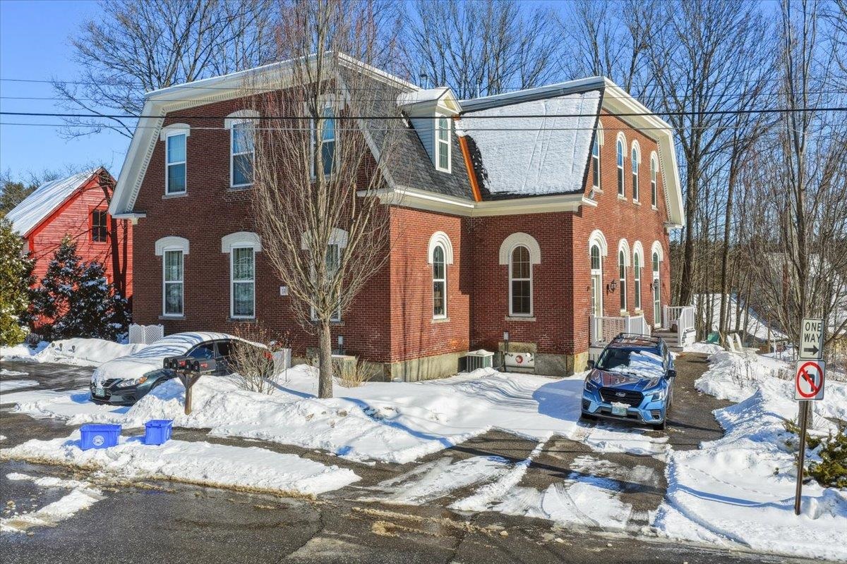 14 Knight Street, Unit 2 Concord, NH 03301 - Photo 3 of 35