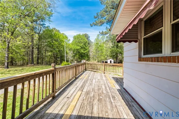 $199,000 | 9523.9527 Southampton Parkway, Drewryville, VA 23844