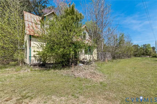 $199,000 | 9523.9527 Southampton Parkway, Drewryville, VA 23844