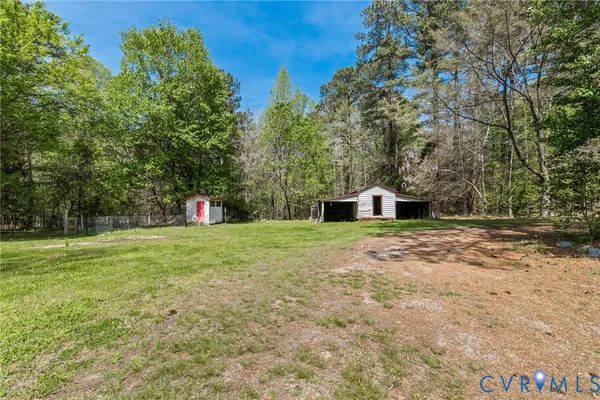 $199,000 | 9523.9527 Southampton Parkway, Drewryville, VA 23844