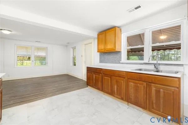 $199,000 | 9523.9527 Southampton Parkway, Drewryville, VA 23844