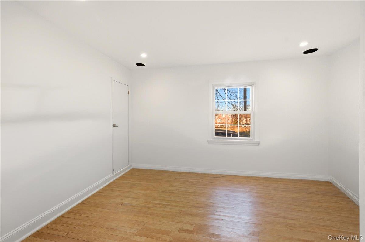 144 Bell Road Scarsdale, NY 10583 - Photo 11 of 22