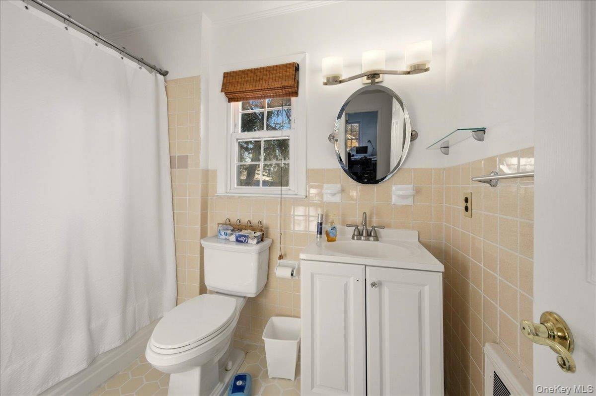 144 Bell Road Scarsdale, NY 10583 - Photo 12 of 22