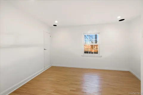 $950,000 | 144 Bell Road, Scarsdale, NY 10583