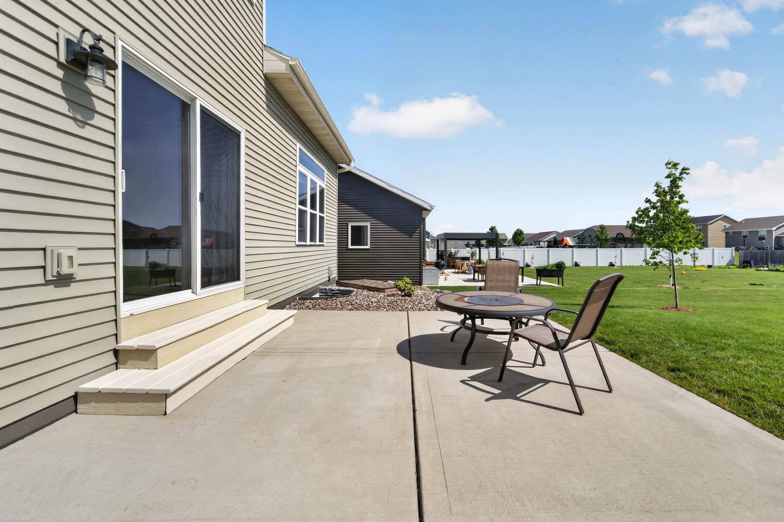 299 Hallmark Way Sun Prairie, WI 53590 - Photo 32 of 35
