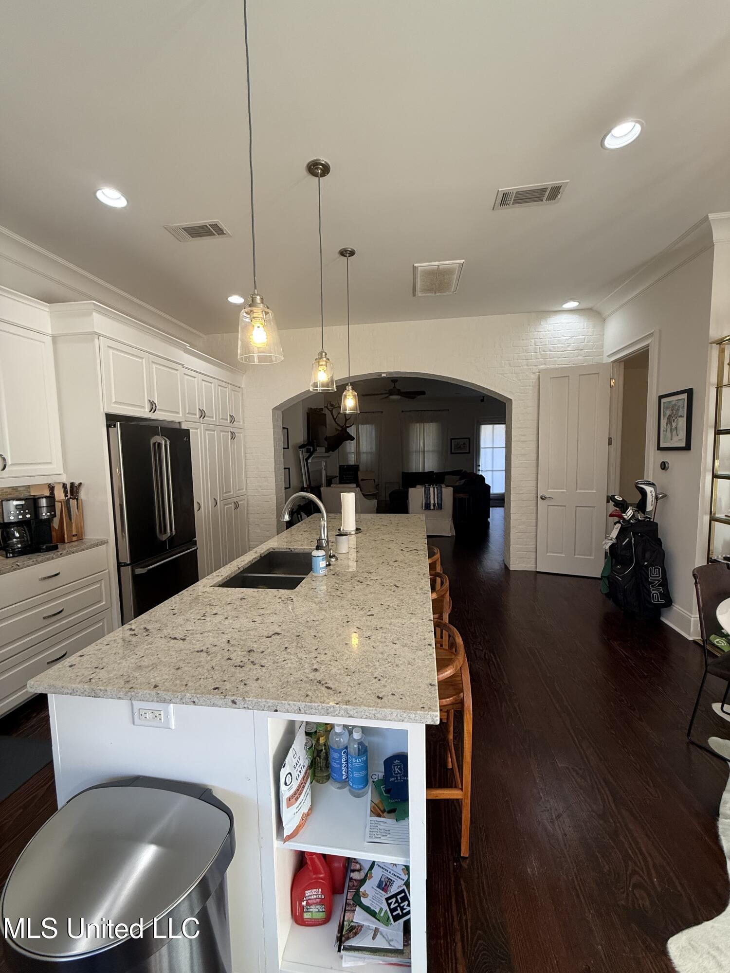 180 Harper Street Ridgeland, MS 39157 - Photo 11 of 45 IMG_2830