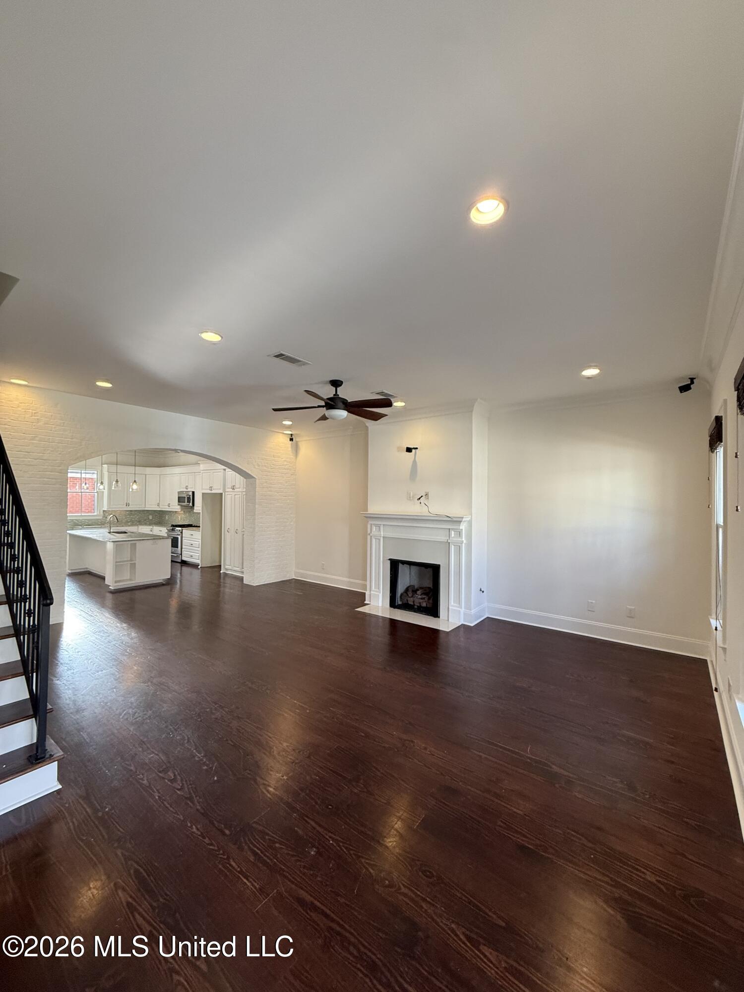 180 Harper Street Ridgeland, MS 39157 - Photo 2 of 41 IMG_4857