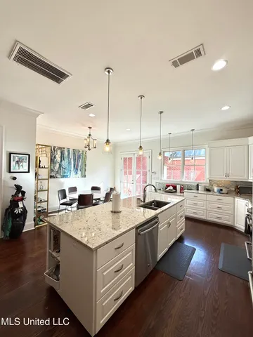 $515,000 | 180 Harper Street, Ridgeland, MS 39157