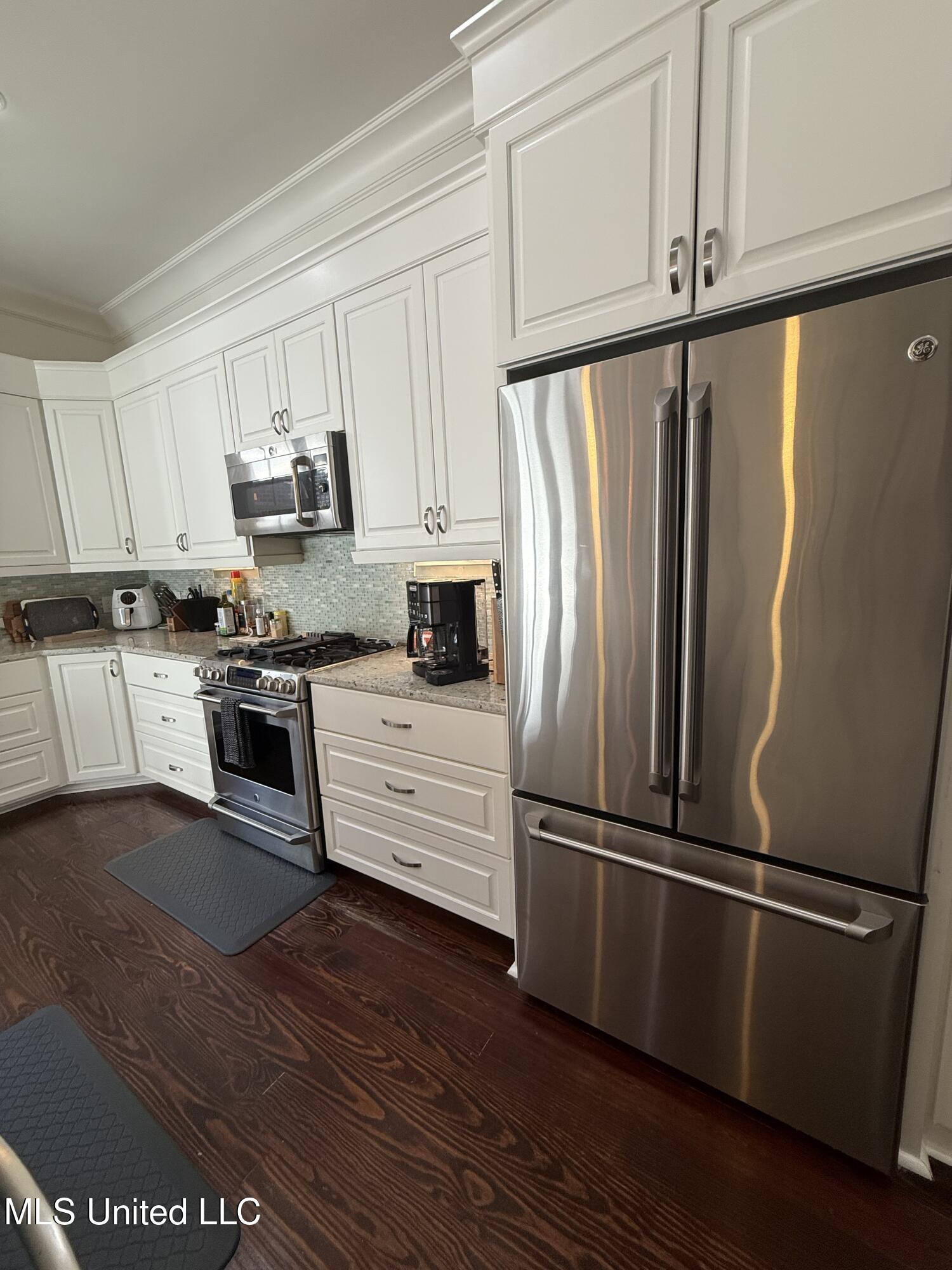 180 Harper Street Ridgeland, MS 39157 - Photo 6 of 45 IMG_2824