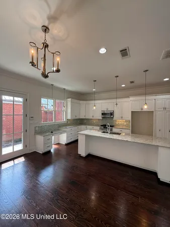 $511,000 | 180 Harper Street, Ridgeland, MS 39157