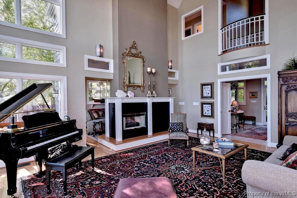1117 Moore House Road Yorktown, VA 23690 - Photo 9 of 47 Gallery Image 9