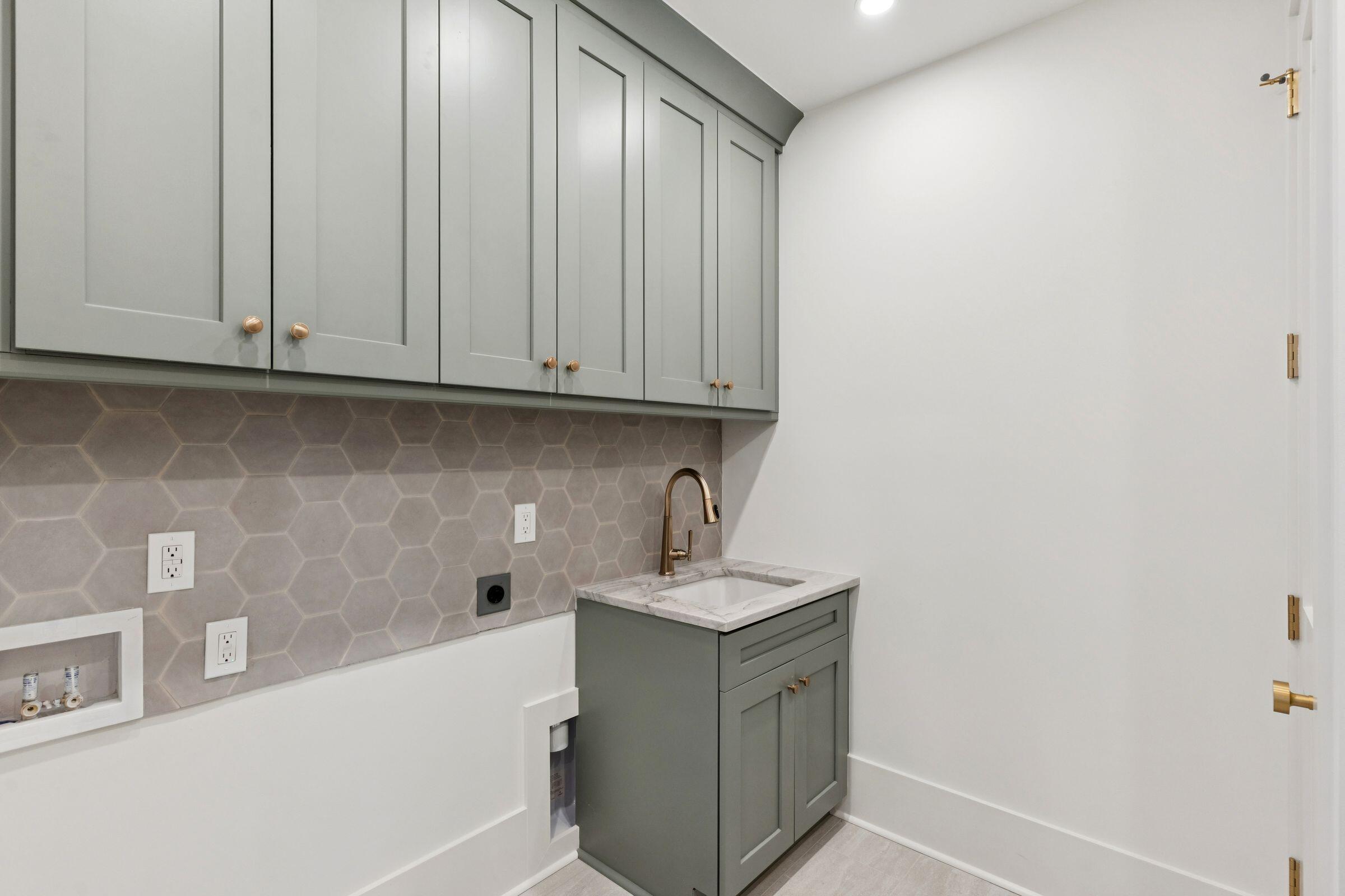 740 Atlantic Street Mount Pleasant, SC 29464 - Photo 51 of 83 740 Atlantic-KeenEyeMarketing-051