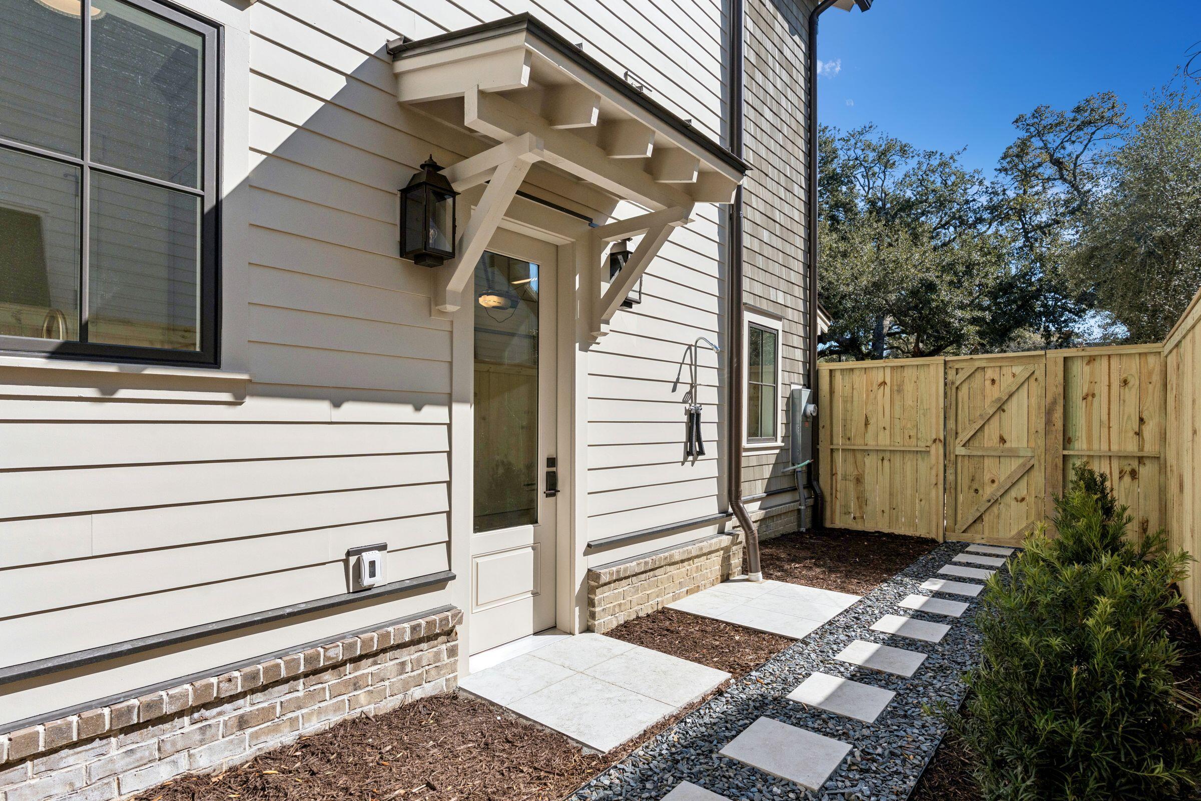 740 Atlantic Street Mount Pleasant, SC 29464 - Photo 60 of 83 740 Atlantic-KeenEyeMarketing-060