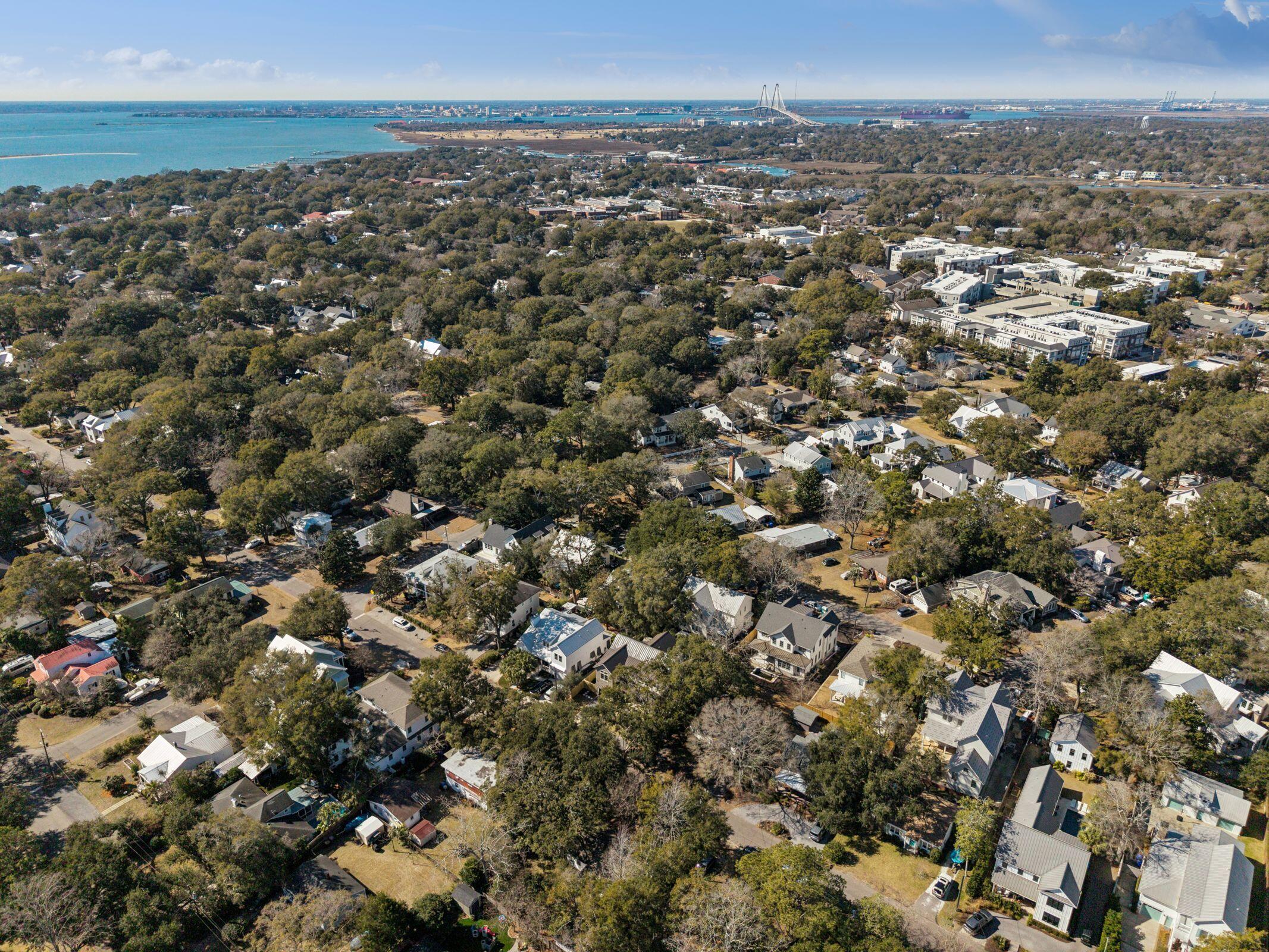 740 Atlantic Street Mount Pleasant, SC 29464 - Photo 77 of 83 740 Atlantic-KeenEyeMarketing-079