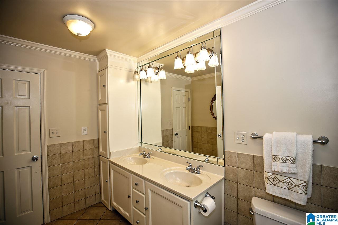 521 Rutherford Drive Birmingham, AL 35206 - Photo 24 of 43
