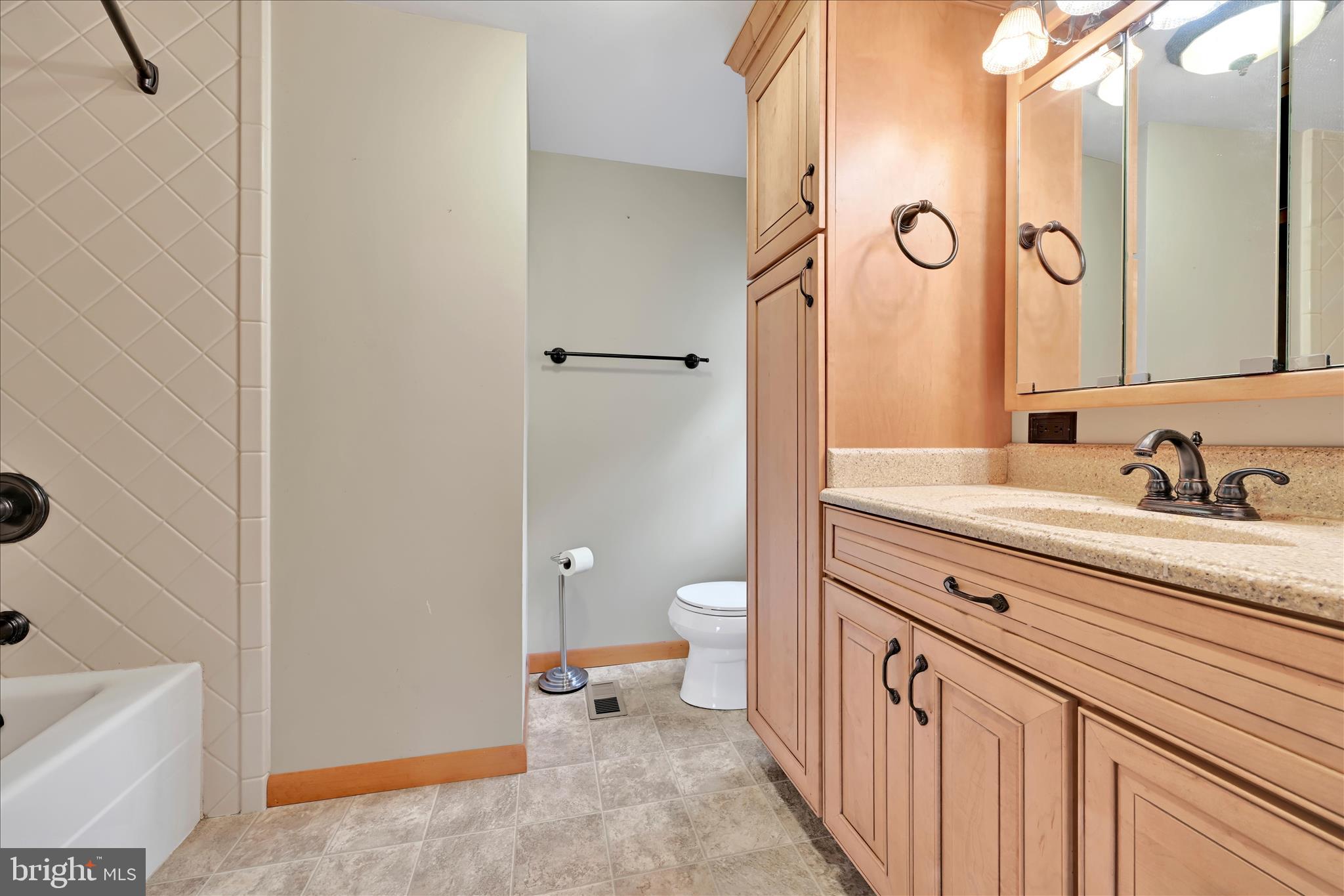 1076 Stouchsburg Road Richland, PA 17087 - Photo 27 of 45 Bathroom