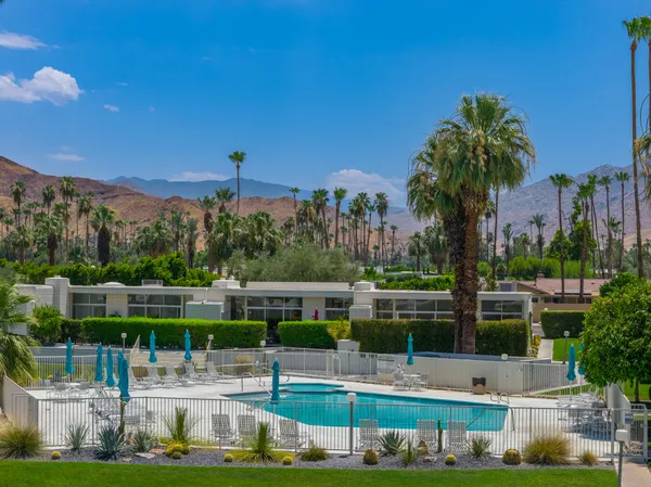 $695,000 | 720 East La Verne Way, Palm Springs, CA 92264
