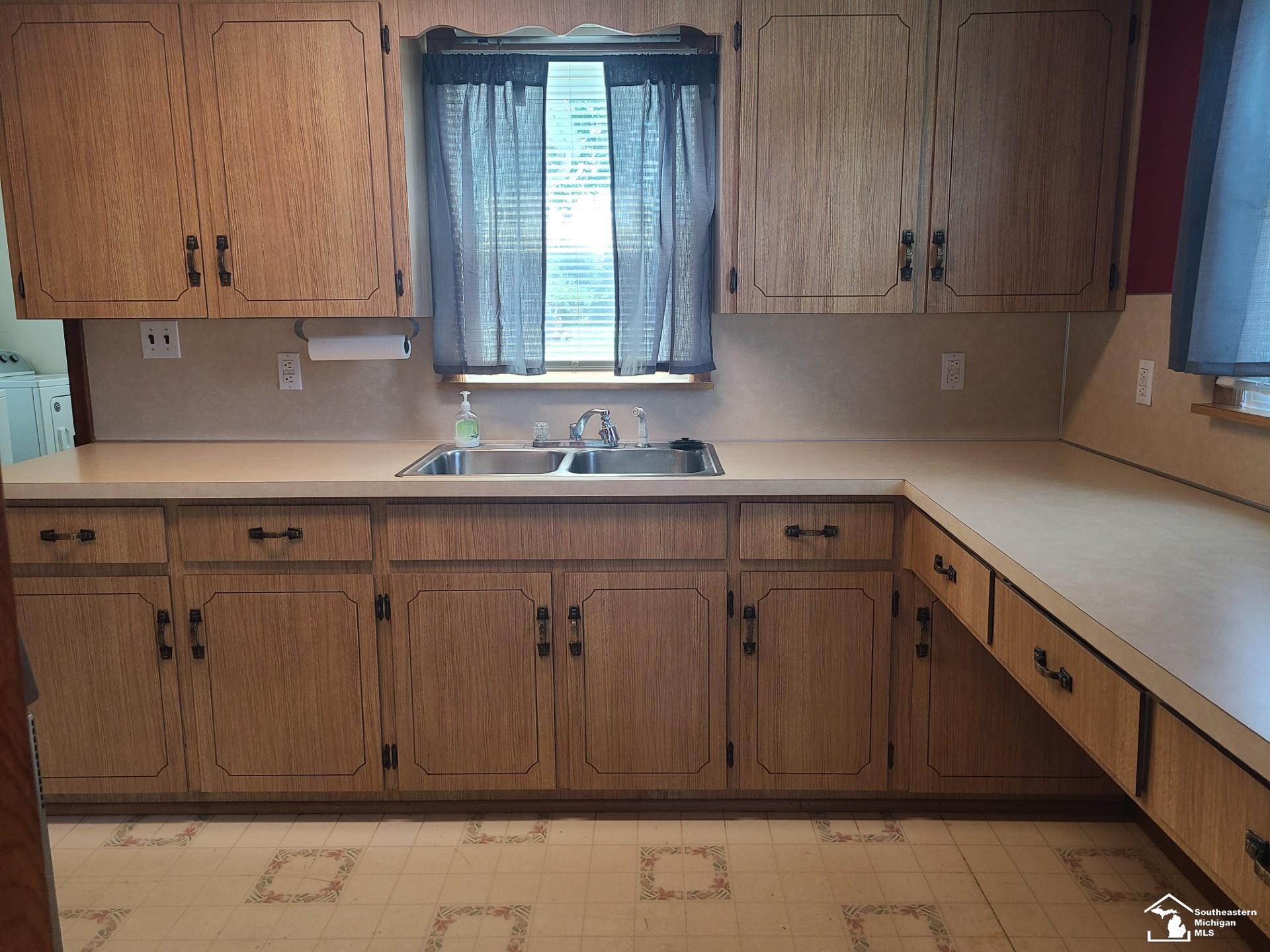 600 Nadeau Road Monroe, MI 48162 - Photo 10 of 21