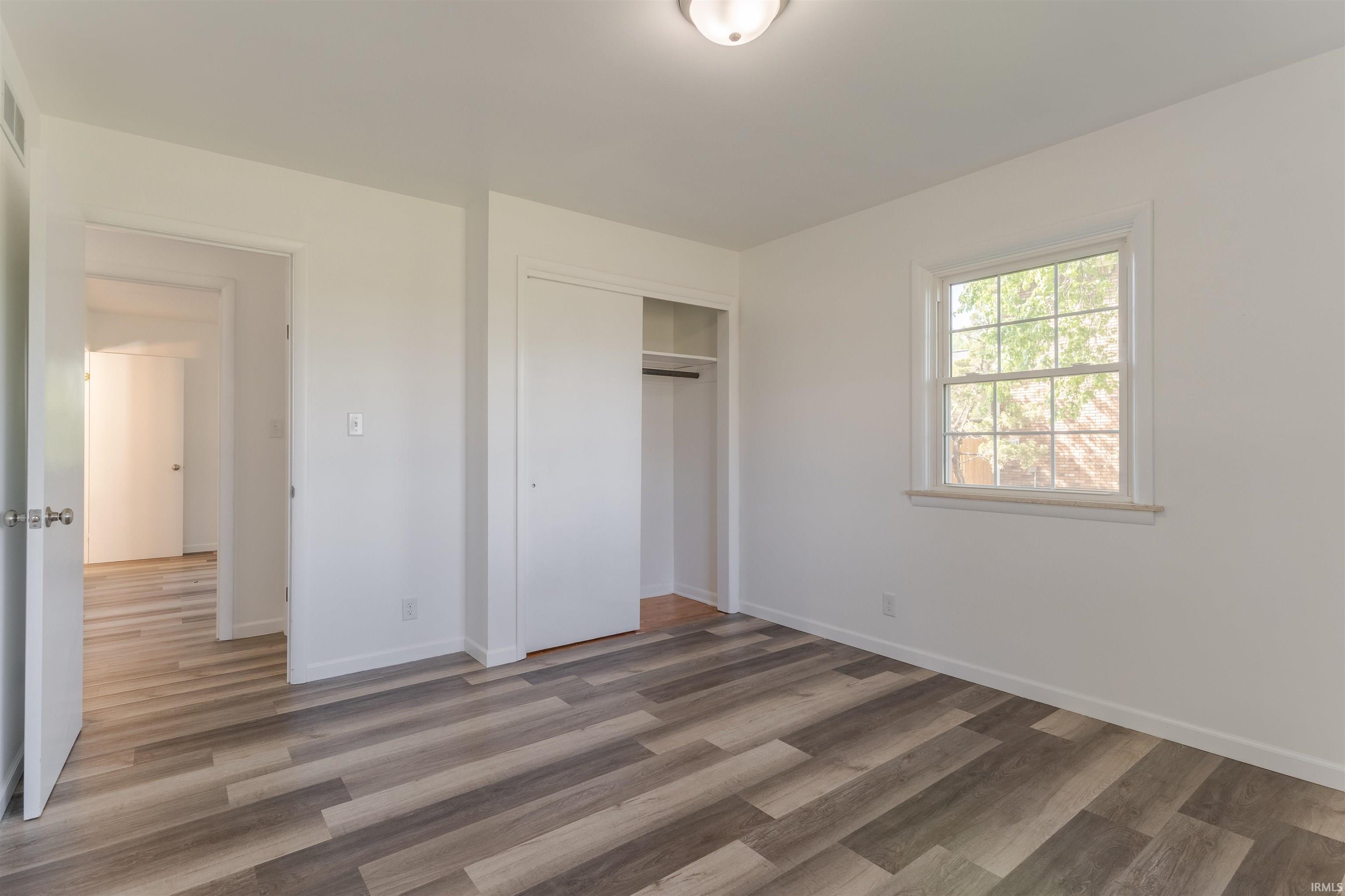 5400 Weaver Road Evansville, IN 47711 - Photo 15 of 35