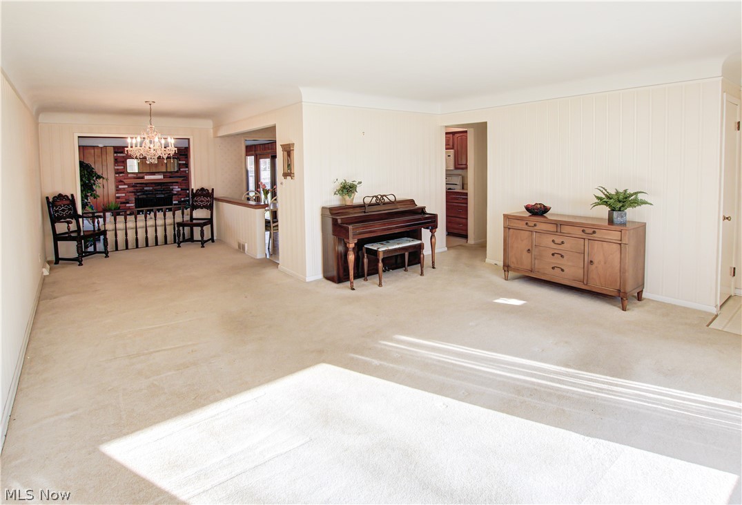 9720 Reichert Road Parma, OH 44130 - Photo 16 of 35