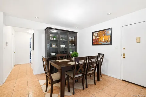 $1,050,000 | 3303 Palmer Avenue | Eastchester