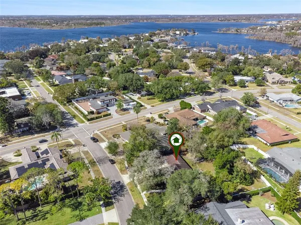 an aerial view of multiple house