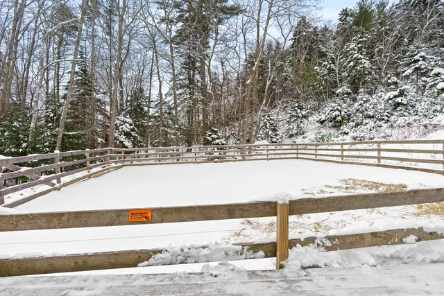 $679,000 | 58 Hendricks Hill Road, Southport, ME 04576