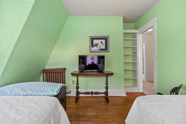 $679,000 | 58 Hendricks Hill Road, Southport, ME 04576