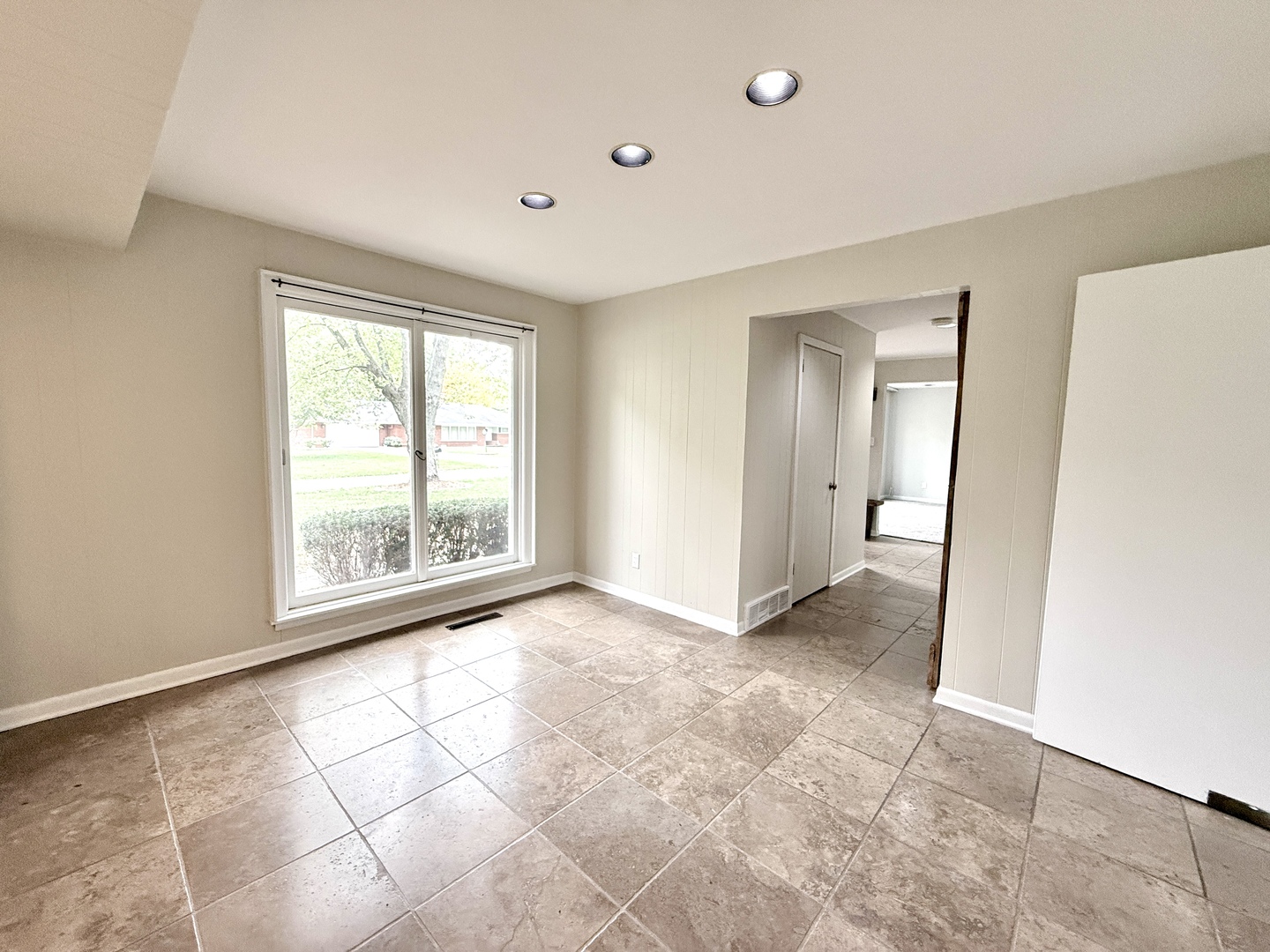 206 Julie Drive Kankakee, IL 60901 - Photo 6 of 38