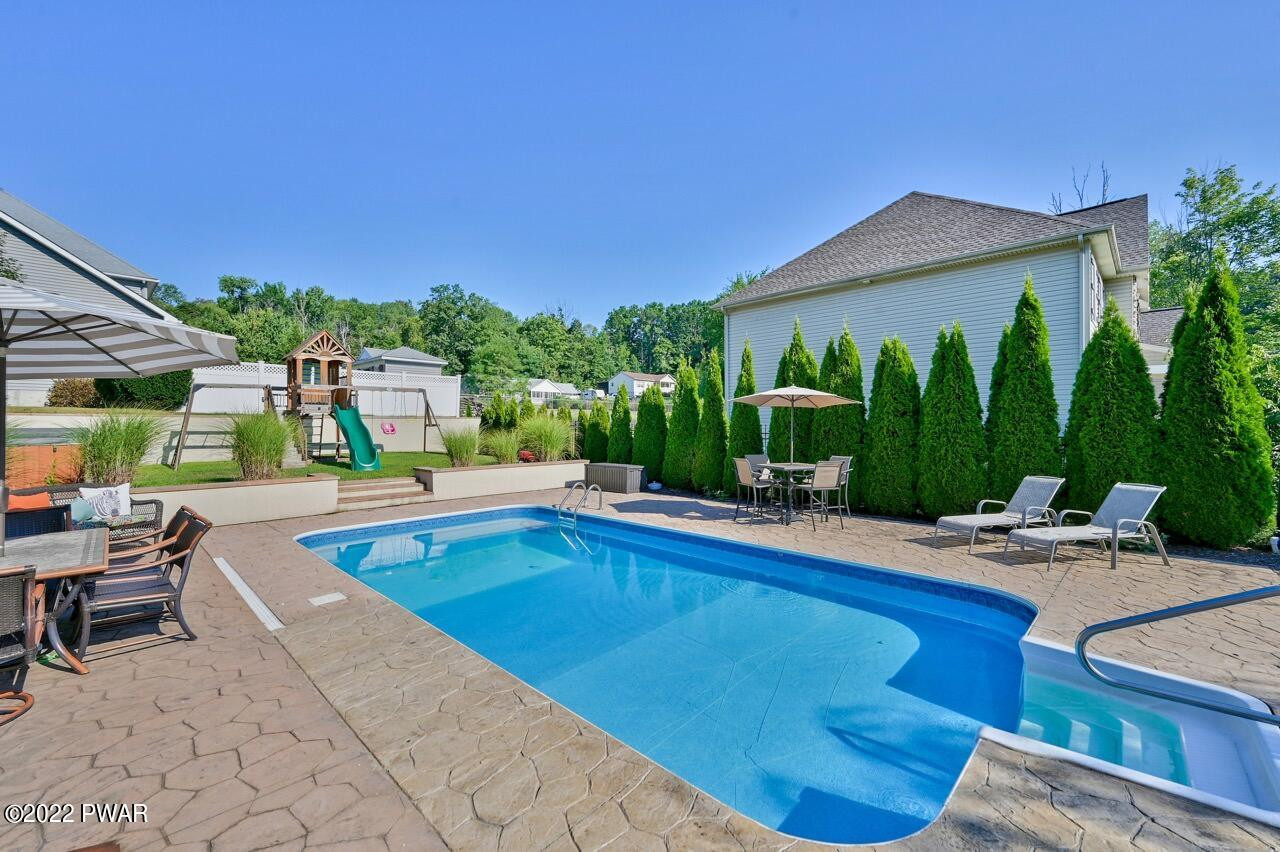 113 Norfolk Way Scranton, PA 18504 - Photo 3 of 52