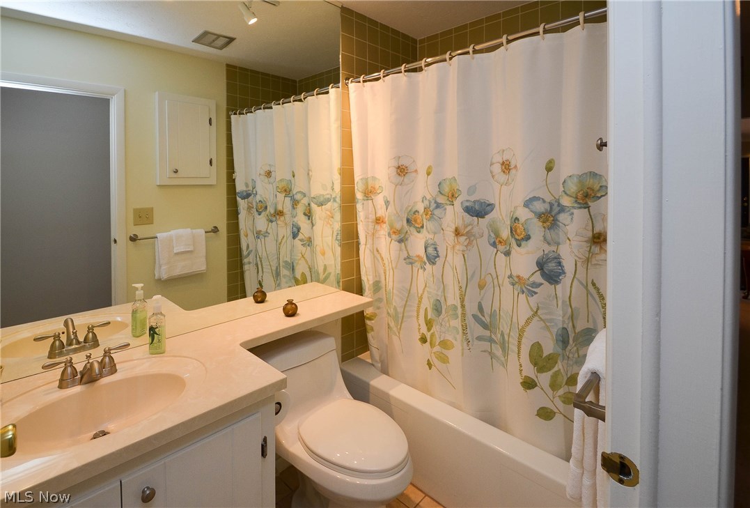 32905 Mills Road North Ridgeville, OH 44039 - Photo 19 of 25 Gallery Image 19