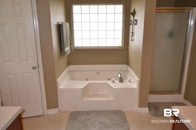 12191 Verona Court Foley, AL 36535 - Photo 10 of 21 The master bath has jetted garden tub, shower and private toilet